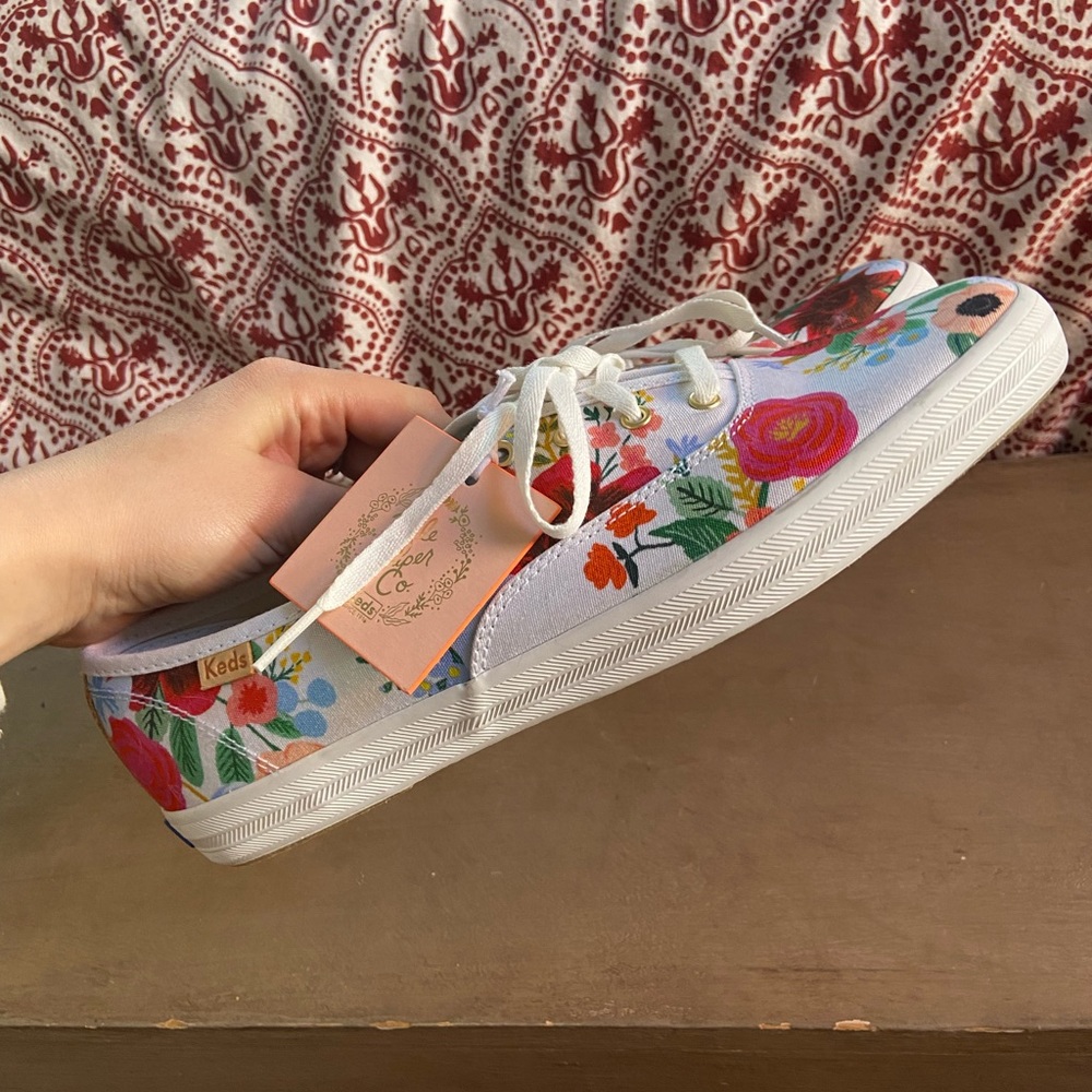 Rifle Paper Co Keds Sneaker - Women’s Size 9 - Picture 7 of 9